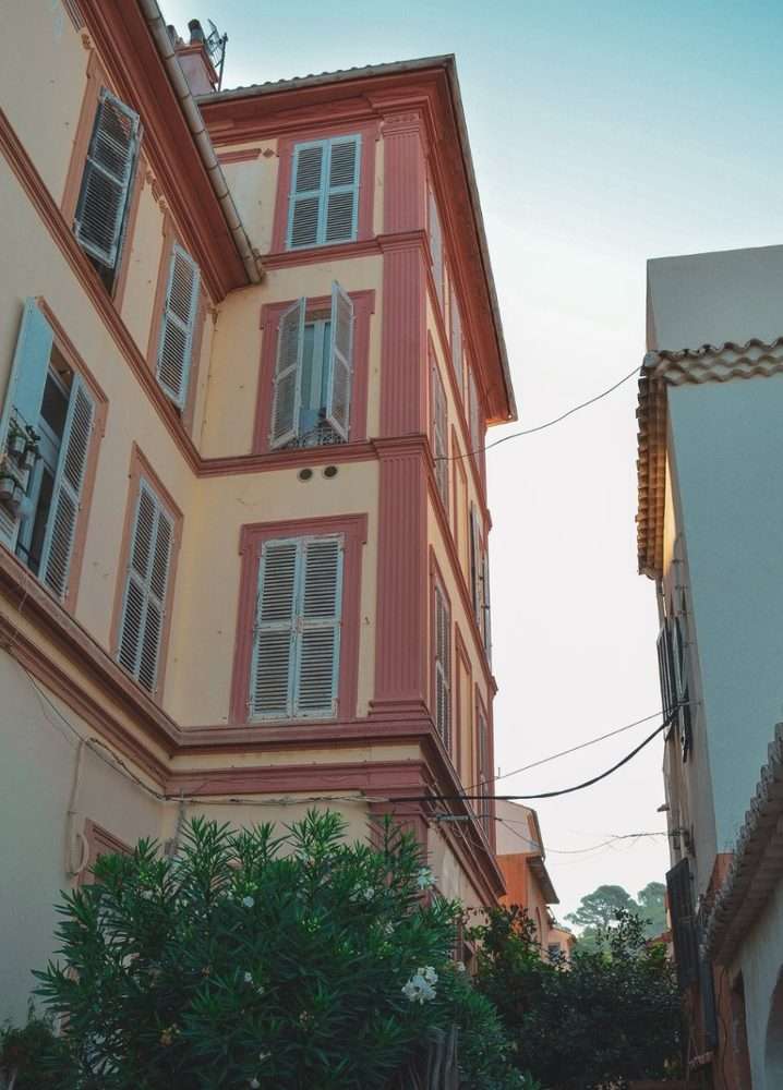 Rue Porquerolles