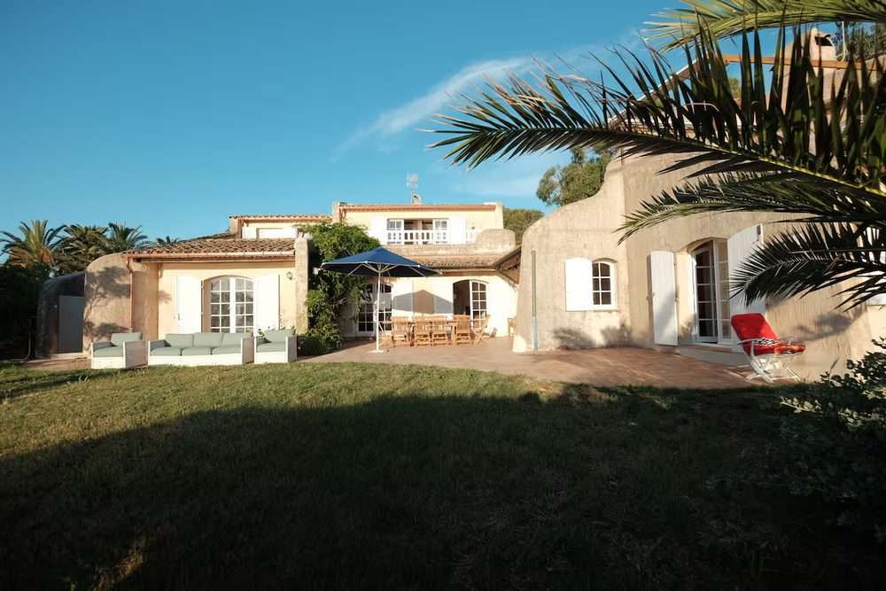 Villa extérieur jardin